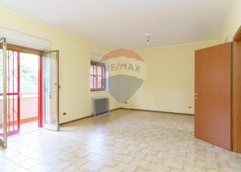 Stanza vuota - Villa a Schiera VIA GIOVANNI GRASSO
 
5, Aci Castello - foto 10