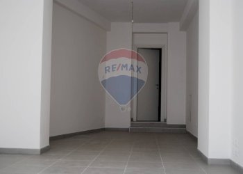 Stanza vuota - Commercial Premises L'Aquila - photo 4