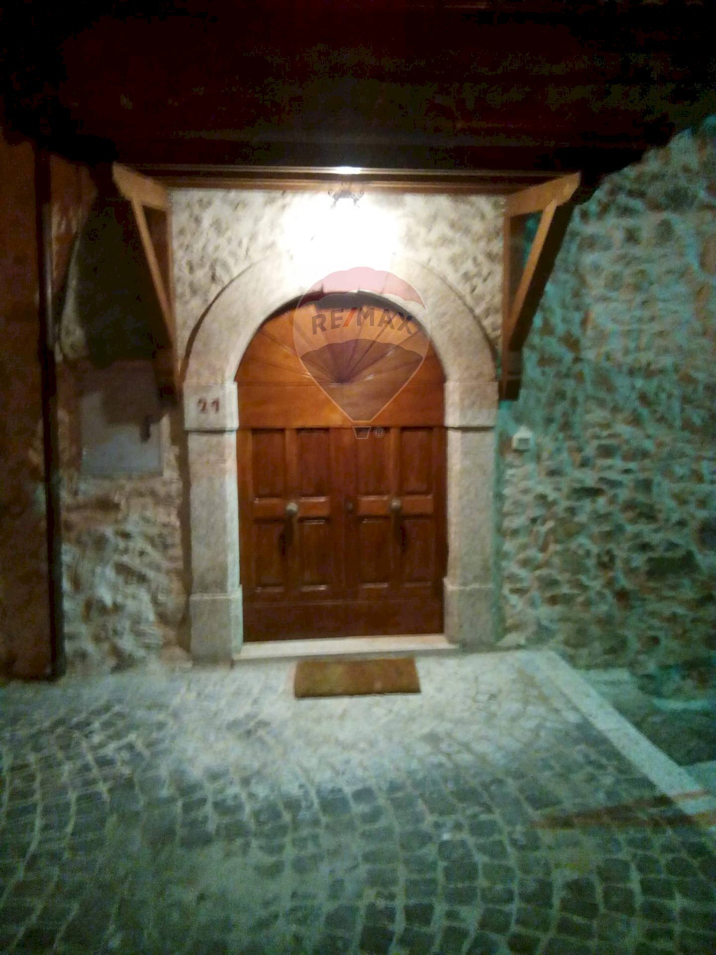 Cantina - Three-room apartment Via Dei Mori
 
21, Navelli - photo 3