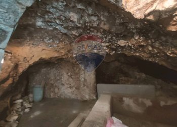 Dettagli - Trilocale Via Dei Mori
 
21, Navelli - foto 31