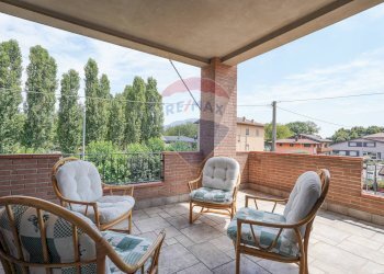 Terrazza - Quadrilocale Via Cascine
 
11, Levate - foto 4