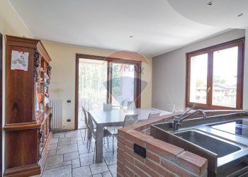 Cucina - Quadrilocale Via Cascine
 
11, Levate - foto 5