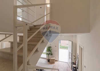 Scale - Villa a Schiera Ferrara - foto 59