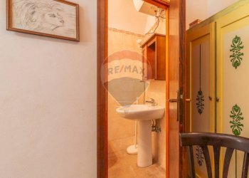 Bagno - Bilocale Via Del Fiore
 
45, Ischia di Castro - foto 17