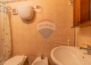 Bagno - Bilocale Via Del Fiore
 
45, Ischia di Castro - foto 18