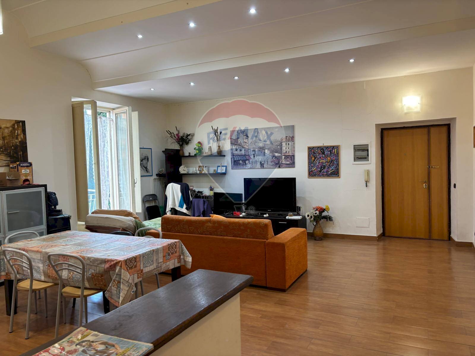 Sala da pranzo - Four-room apartment T.Testa
26, Formia - photo 2