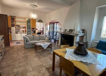 Sala da pranzo - Casa indipendente Minturno - foto 2