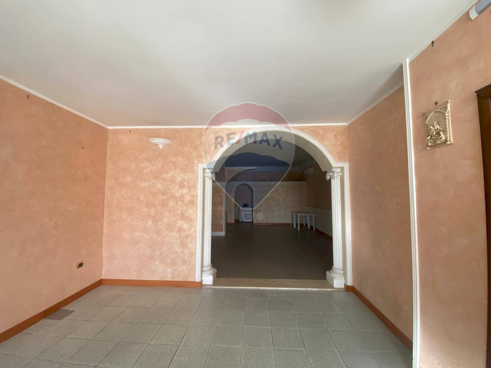 Stanza vuota - Locale Commerciale Spigno Saturnia - foto 2