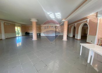 Stanza vuota - Locale Commerciale Spigno Saturnia - foto 12