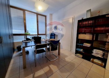 Ufficio - Ufficio Via Largo Guido Camussi
 
2, Gallarate - foto 6