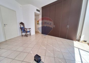 Stanza vuota - Ufficio Via Largo Guido Camussi
 
2, Gallarate - foto 12