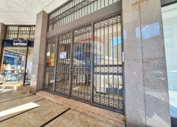 Edificio all\'aperto - Ufficio Via Largo Guido Camussi
 
2, Gallarate - foto 18