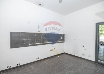 Stanza vuota - Locale Commerciale via Sorda Scicli
 
8 /10 /12, Modica - foto 10