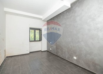 Stanza vuota - Locale Commerciale via Sorda Scicli
 
8 /10 /12, Modica - foto 11