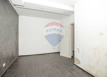 Stanza vuota - Locale Commerciale via Sorda Scicli
 
8 /10 /12, Modica - foto 13