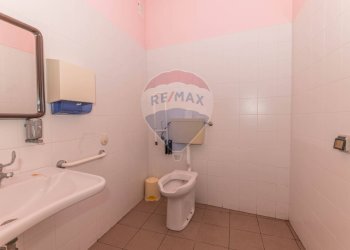 Bagno - Locale Commerciale via Sorda Scicli
 
8 /10 /12, Modica - foto 21