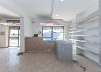 Stanza vuota - Locale Commerciale via Sorda Scicli
 
8 /10 /12, Modica - foto 26