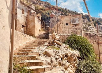 Vista delle montagne - Casa indipendente Via Spana
 
19, Scicli - foto 10