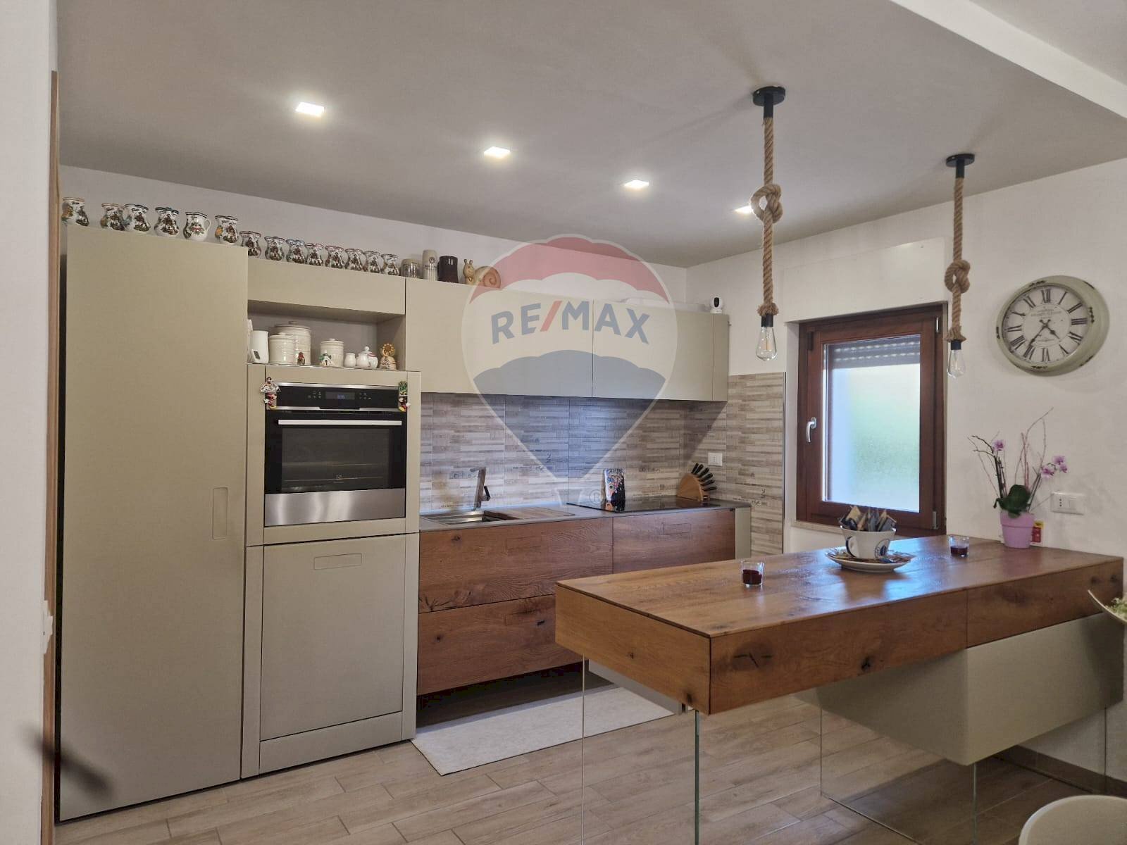 Cucina - Casa semi indipendente Via S. Chiara
 
4, Bucchianico - foto 1