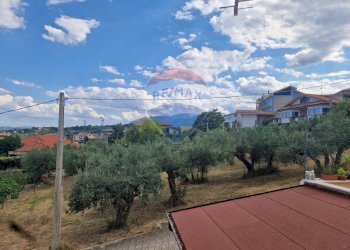 Vista delle montagne - Semi-detached house Via S. Chiara
 
4, Bucchianico - photo 42