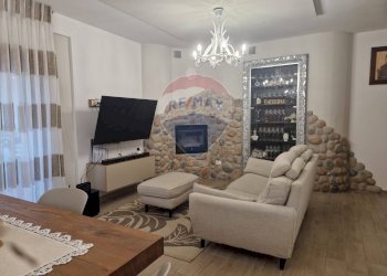 Soggiorno - Semi-detached house Via S. Chiara
 
4, Bucchianico - photo 2