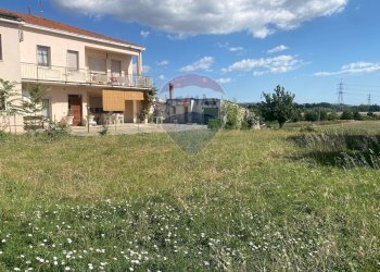 Casa all\'aperto - Terreno edificabile via Aventino, Chieti - foto 1