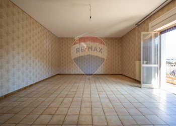 Stanza vuota - Casa indipendente Via Val Di Foro
 
69, Casacanditella - foto 4