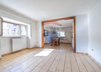 Stanza vuota - Casa indipendente Via Val Di Foro
 
69, Casacanditella - foto 15