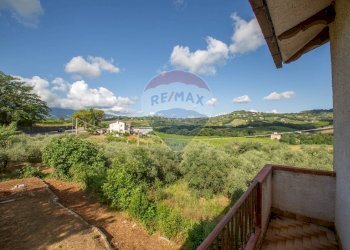 Balcone - Casa indipendente Via Val Di Foro
 
69, Casacanditella - foto 23