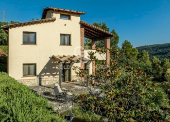 Foto 1 - Villa Strada della Scogliara
 
68, Narni - foto 1