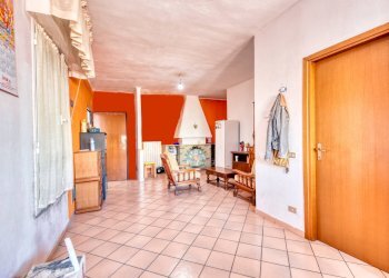 Foto 21 - Four-room apartment VIA BONAPARTE
 
6, Bovisio-Masciago - photo 21