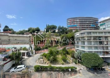 Foto 32 - Bilocale Via Galileo Galilei
 
76, Sanremo - foto 32