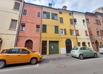 Foto 1 - Trilocale Via Ripagrande, Ferrara - foto 1