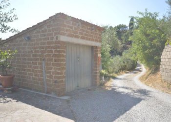 Rustic Strada del Lago, Chiusi - photo 6