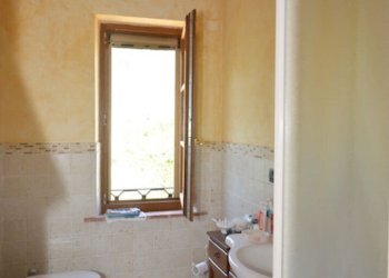 Rustic Strada del Lago, Chiusi - photo 12