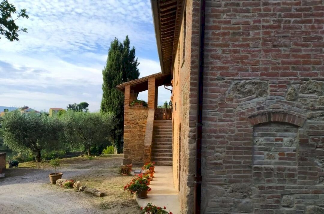 Rustic Strada del Lago, Chiusi - photo 3