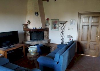 Rustic Strada del Lago, Chiusi - photo 6