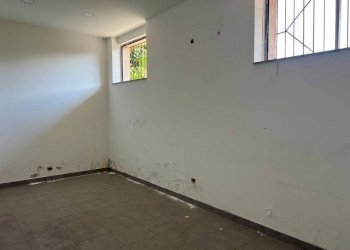 Stanza non arredata - Capannone via Provinciale Madonnelle, Napoli - foto 9