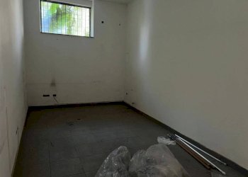 Stanza non arredata - Capannone via Provinciale Madonnelle, Napoli - foto 10