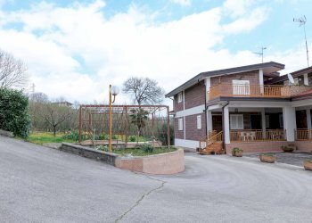 Foto 16 - Villa via contrada tufarole
 
18, Avellino - foto 16