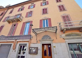 Facciata - Trilocale piazza Cesare Battisti, 2, Mondovì - foto 1