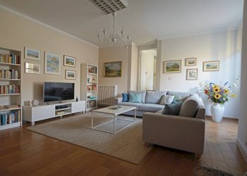 Salone - Trilocale piazza Cesare Battisti, 2, Mondovì - foto 2