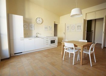 Cucina - Trilocale piazza Cesare Battisti, 2, Mondovì - foto 4