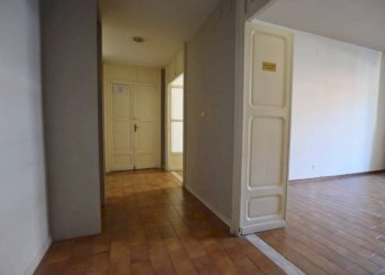 Corridoio - Trilocale piazza Cesare Battisti, 2, Mondovì - foto 9