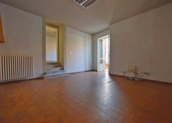 Camera da letto - Trilocale piazza Cesare Battisti, 2, Mondovì - foto 15