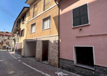 Facciata - Casa indipendente via Fratelli Carle, 42, Chiusa di Pesio - foto 8