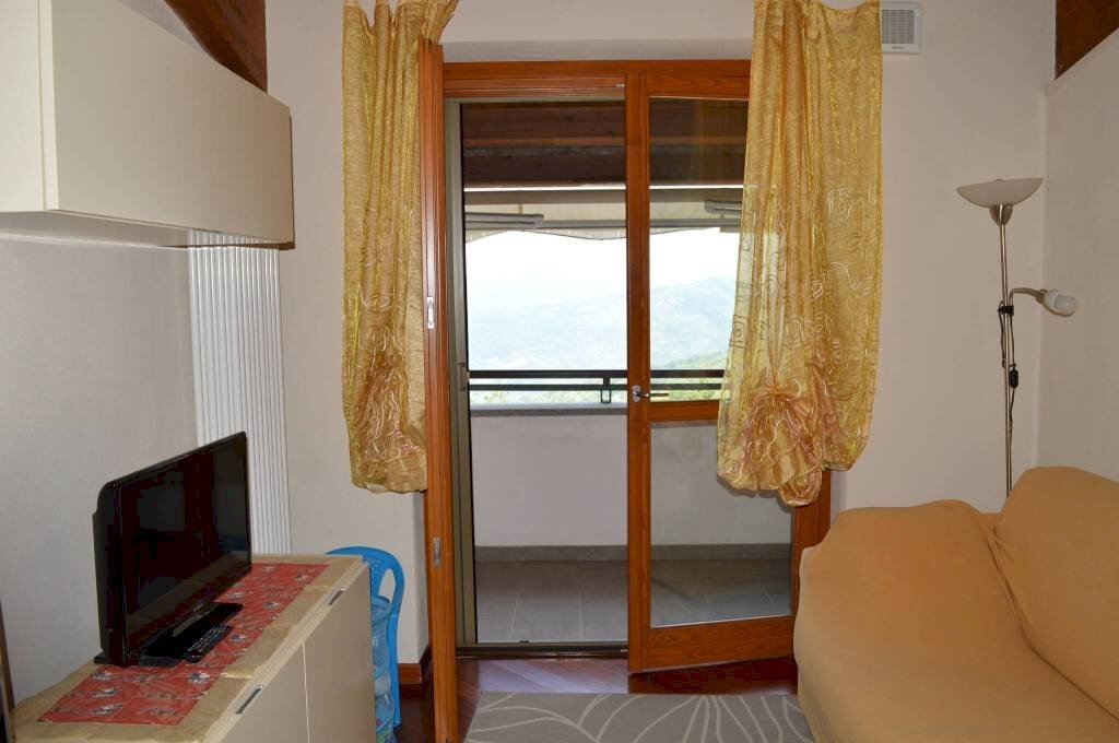 Soggiorno - Two-room apartment via Sant'Anna, 116, Roburent - photo 3