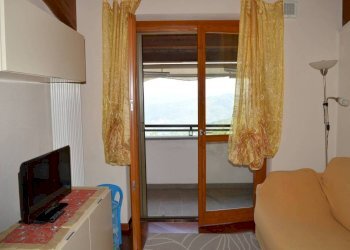 Soggiorno - Bilocale via Sant'Anna, 116, Roburent - foto 3