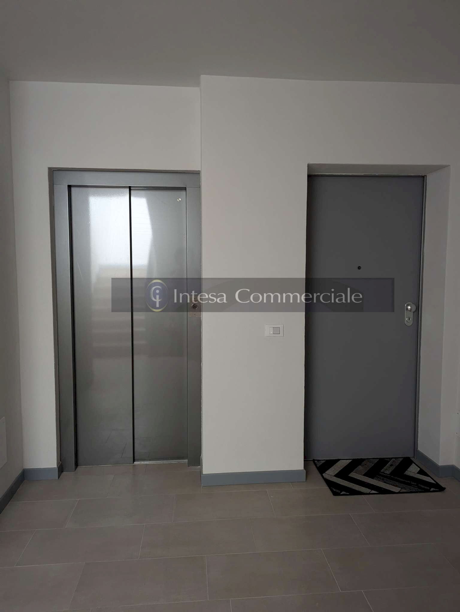 DETTAGLIO PARTI COMUNI - Three-room apartment Roncadelle - photo 2