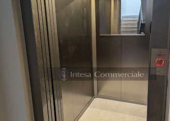 DETTAGLIO ASCENSORE - Trilocale Roncadelle - foto 1